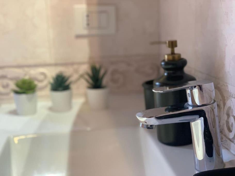 Benvenuti In Casa Peluca! Appartement Mestre Buitenkant foto
