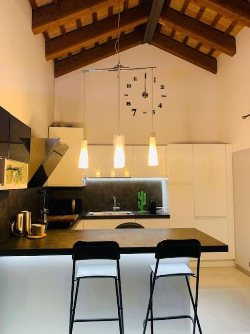 Benvenuti In Casa Peluca! Appartement Mestre Buitenkant foto