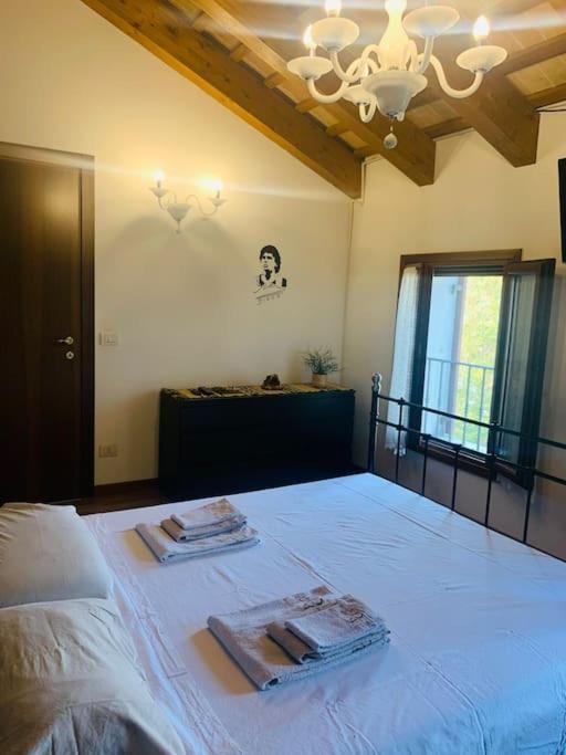 Benvenuti In Casa Peluca! Appartement Mestre Buitenkant foto