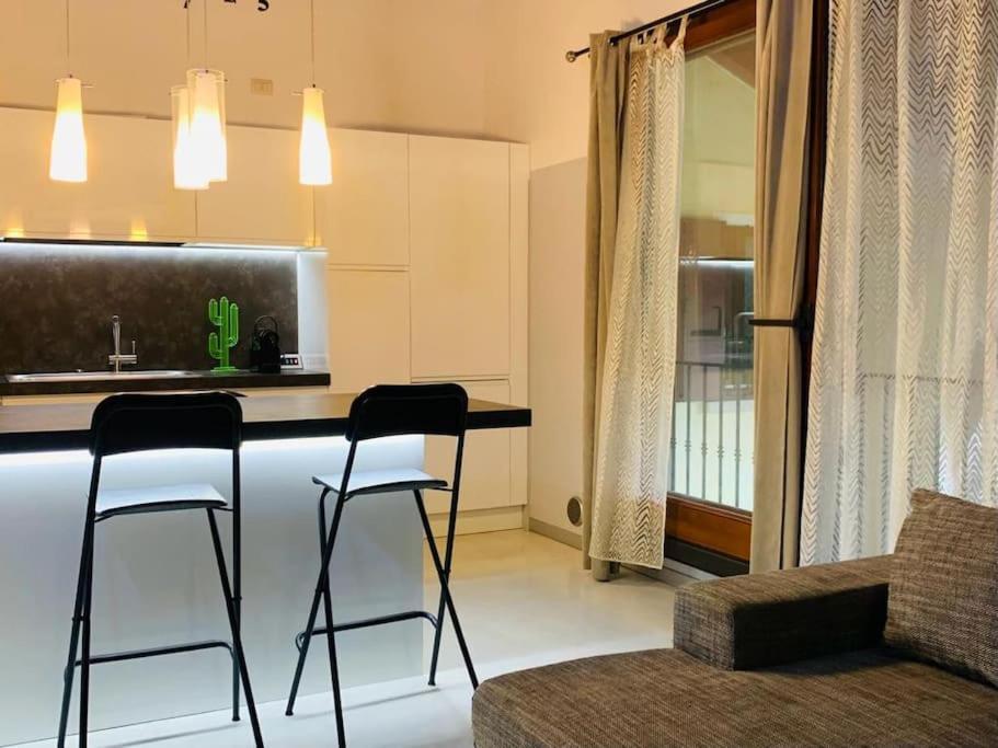 Benvenuti In Casa Peluca! Appartement Mestre Buitenkant foto